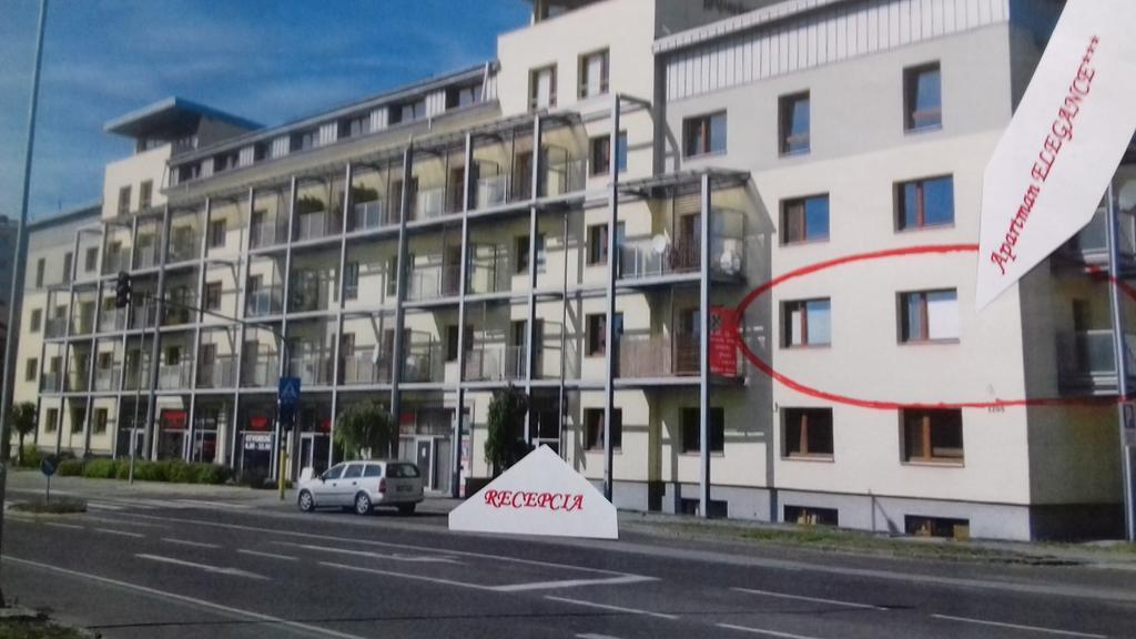 Apartman Elegance Liptovský Mikuláš Eksteriør bilde